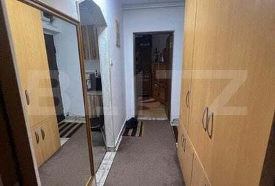 Apartament cu 3 camere semidecomandat în Central - 9