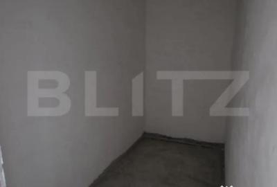 Casă cu 4 camere cu Canalizare în Unirea - 4