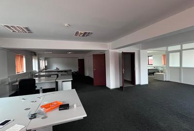 Birou, de 232 mp, în Răcădău - 2