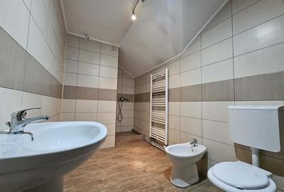 Casa individuala cu 5 Camere 3 Bai si Curte in Cristian - 13