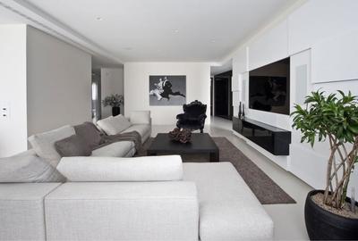 Apartament cu 3 camere decomandat în Caracal - 1