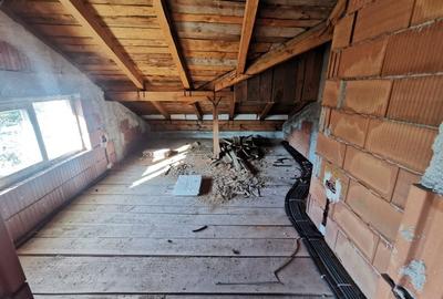 Casa De Vanzare La Rosu – Sagului- 650 - 7