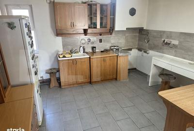 Casă cu 3 camere în Leșnic - 15