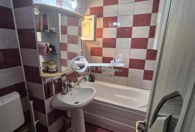 Apartament cu 3 camere semidecomandat, mobilat în Podu Roș - 2