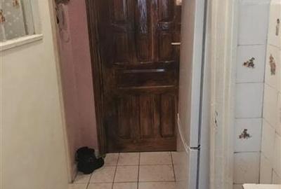 Apartament cu 2 camere semidecomandat în Viziru 3