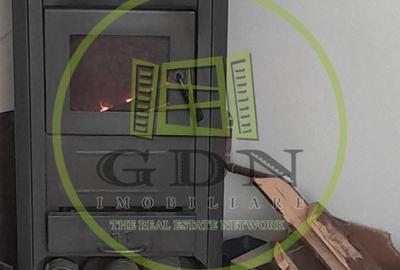 Casă individuală cu 4 camere cu Canalizare în Est - 6