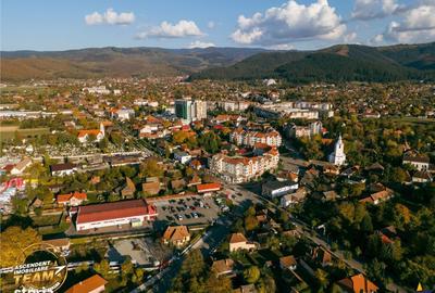 Spațiu comercial, de 626 mp, în Central - 10