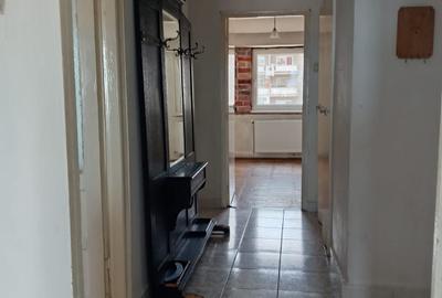 Apartament 3 camere decomandat, Bulevardul Decebal - 6