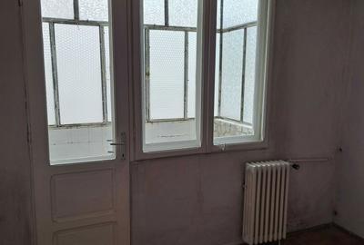 Apartament cu 2 camere decomandat în Dărmănești - 2