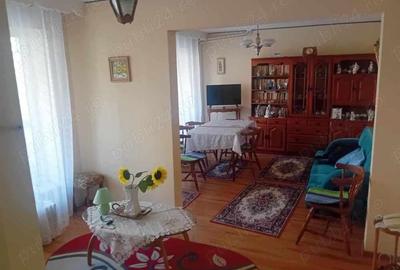 Apartament cu 2 camere decomandat în Central - 10