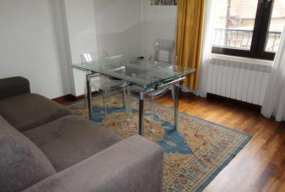Rent for single. 2 CAMERE. etaj 1. Unirii- str Principatele Unite 38-40. Buchare - 2