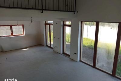 Casă cu 4 camere cu Teren 468 Mp în Central - 10