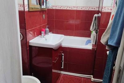 Apartament cu 2 camere decomandat în Rahova - 4