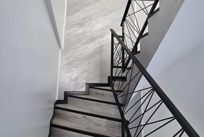 Casă cu 5 camere cu Teren 210 Mp în Odăi - 14