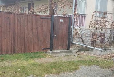 Casă cu 4 camere în Aluniș - 2