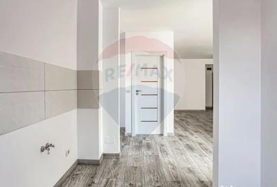 Apartament cu 3 camere decomandat în UTA - 10