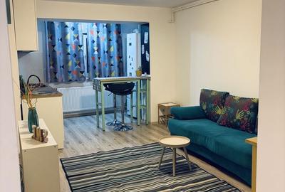 Casă cu 2 camere semidecomandat în Cățelu - 1