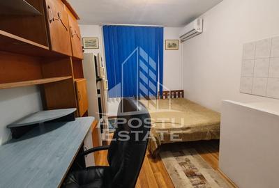 Garsoniera in bloc de apartamente, zona Lipovei - 2