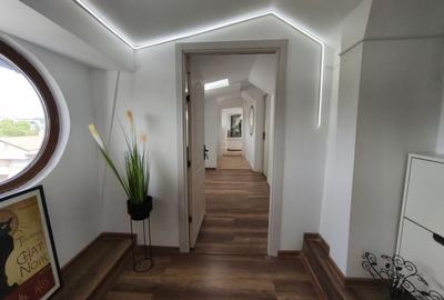 Apartament cu 4 camere decomandat în Central - 14