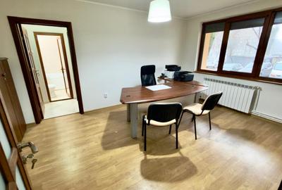 Apartament 2 camere de inchiriat ptr birouri/cabinete in Tiglina 2 - 4