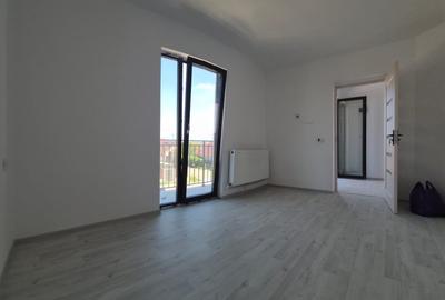 Casă individuală cu 4 camere cu Canalizare în Lumina - 9