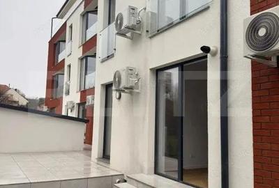 Spațiu comercial, de 41 mp, în Central