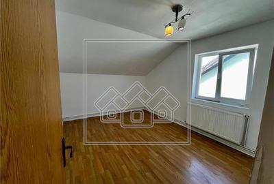 Ap cu 2 camere, 45 mp utili, pod - Zona Strand - 11