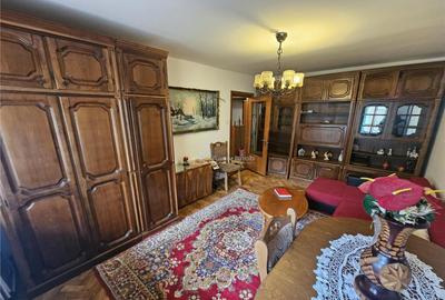 Resita, 3 Cam. Dec., Mobila Utilat, Parter Inalt, Micro 4 - 8