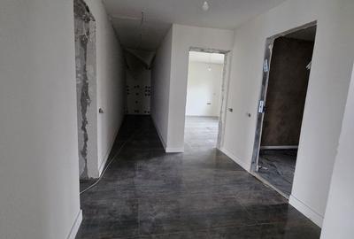 Casă cu 4 camere decomandat cu Teren 1700 Mp în Școlilor - 4