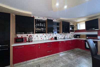 Casă cu 8 camere cu Canalizare în Tăuții de Sus - 17