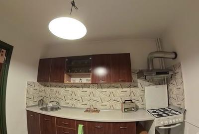 Apartament cu 2 camere decomandat în 13 Septembrie - 2