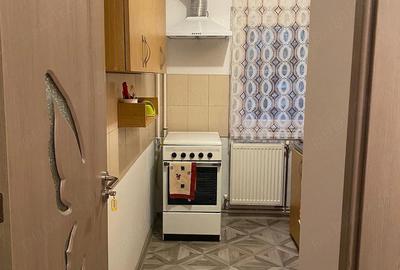 Garsonieră decomandată în Central