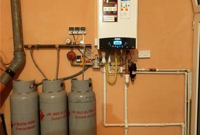 Casă cu 5 camere cu Teren 250 Mp în Mazepa 1 - 6