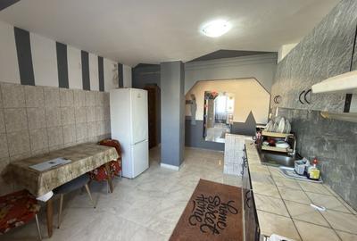 Apartament cu 2 camere decomandat în Carpați 2 - 7