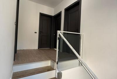 Casă cu 4 camere cu Teren 330 Mp în Central - 2