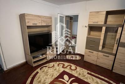 Apartament cu 3 camere, mobilat în Central - 2