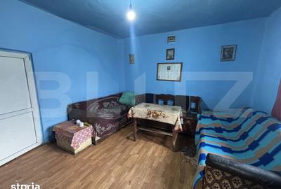Casă cu 3 camere cu Teren 1600 Mp în Horoatu Crasnei - 4