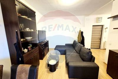 Apartament cu 3 camere de vânzare în zona Mihai Bravu - 1