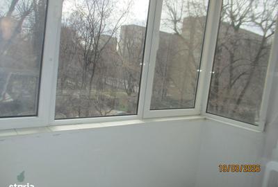 Apartament cu 3 camere decomandat în Drumul Taberei - 3