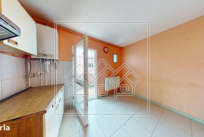 Apartament cu 2 camere decomandat în Ștrand - 7