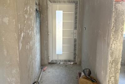 Casa individuala, 4 camere, 2 bai, 110 mp utili, 408mp teren in Utvin - 10