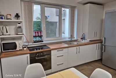 Apartament cu 3 camere decomandat în Braytim