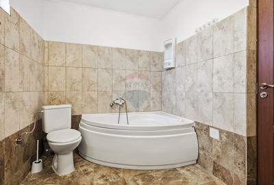 Apartament spatios cu 5 camere de vanzare I Comision 0% - 24