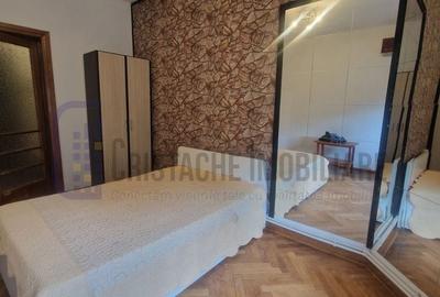 Apartament cu 4 camere circular, mobilat în P-ța Unirii - 1