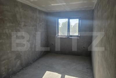 Casă cu 5 camere cu Teren 654 Mp în Bariera Vâlcii