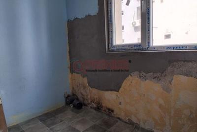 Garsonieră decomandată în Apărătorii Patriei - 11