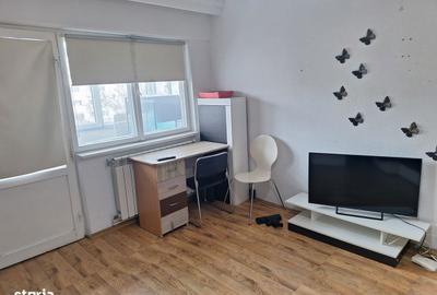 Apartament cu 3 camere decomandat în Faleza Nord - 8