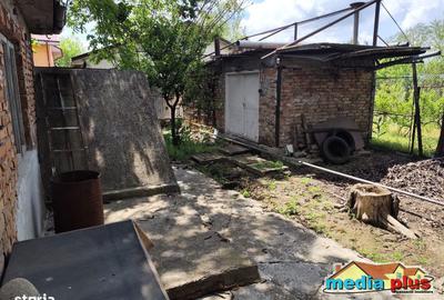 Casă cu 2 camere cu Teren 1374 Mp în Vânători - 5