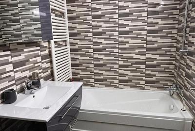 Apartament cu 3 camere decomandat, mobilat în Central - 3