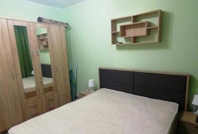 Apartament cu 2 camere decomandat în Lipovei